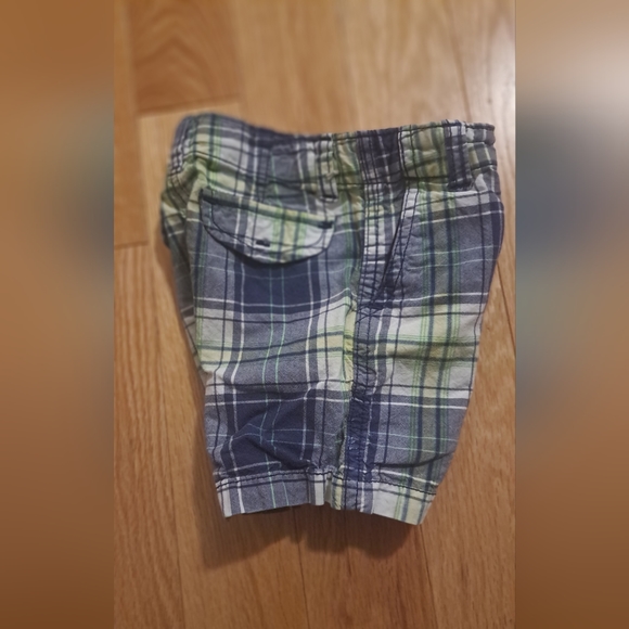 3T plaid shorts - Picture 3 of 4